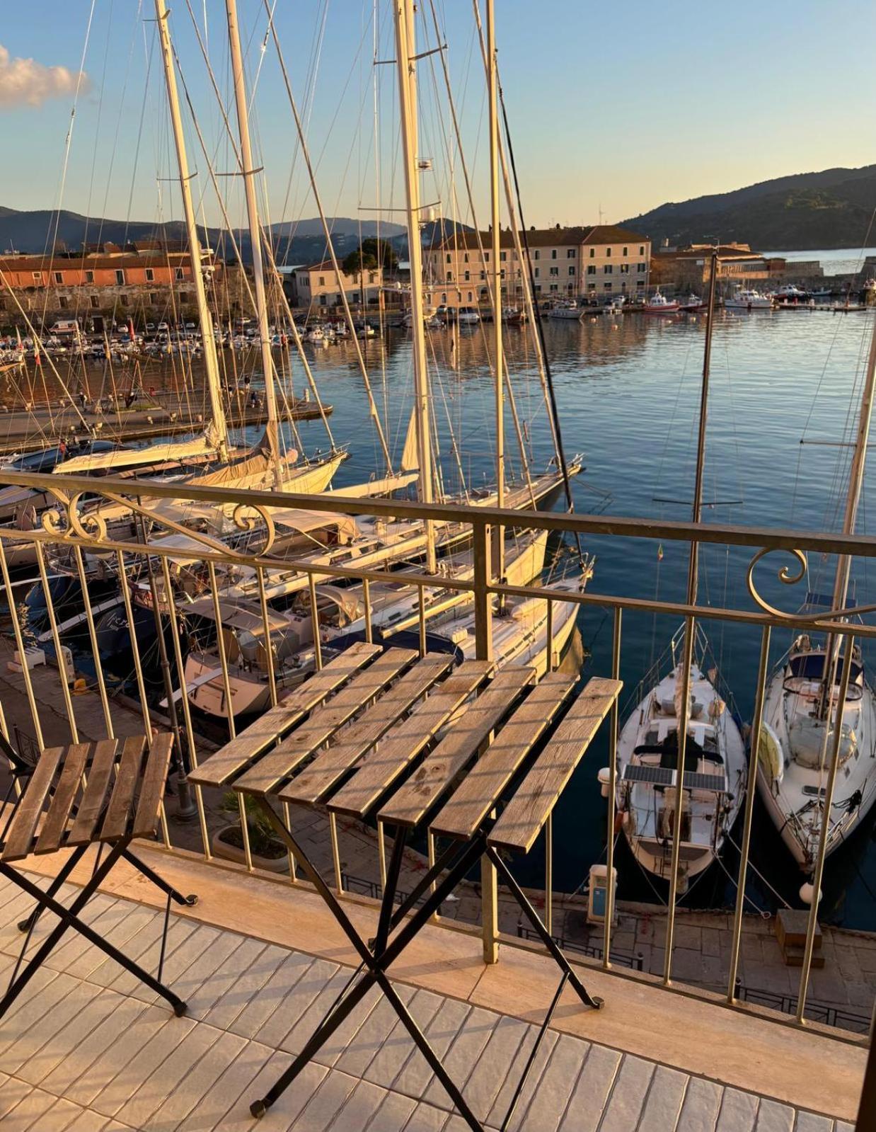 Monolocale La Darsena Lägenhet Portoferraio Exteriör bild